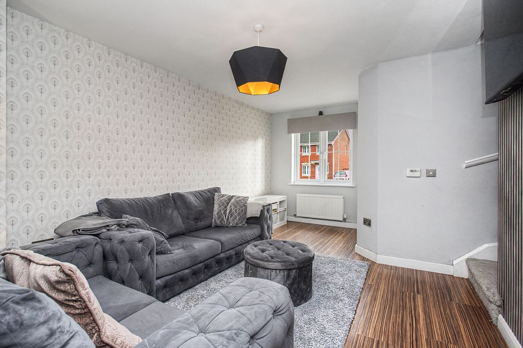 Property photo 3 of 13 Property Image 3