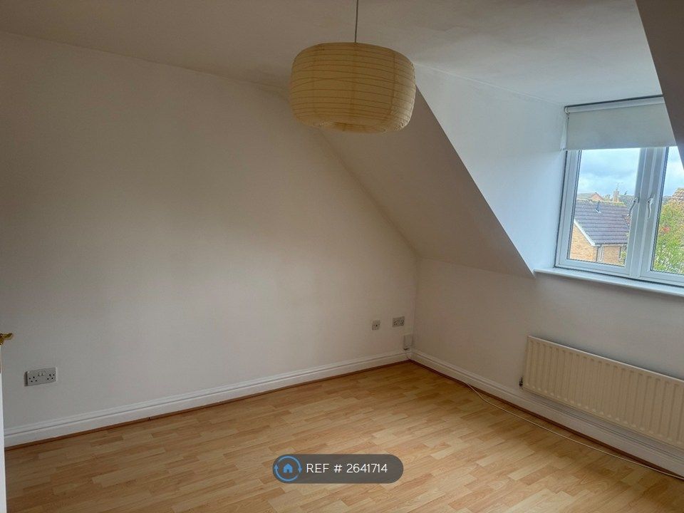 Property photo 3 of 13