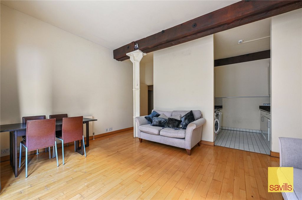 Property photo 1 of 11 Reception