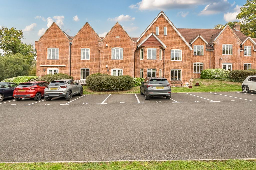 Property photo 1 of 12 Picture No. 25