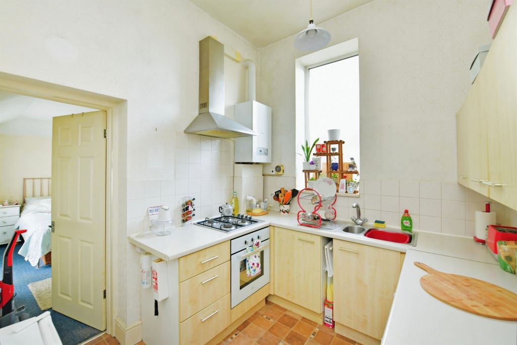 Property photo 3 of 17