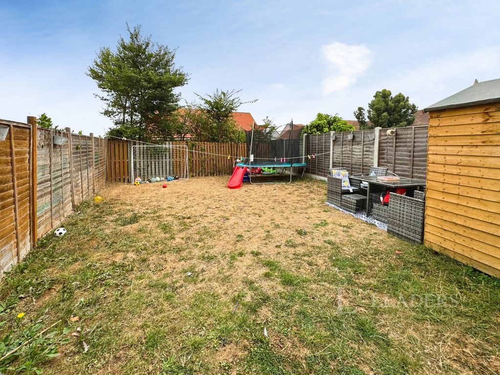 Property photo 2 of 14 Garden