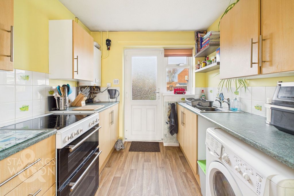 Property photo 3 of 15