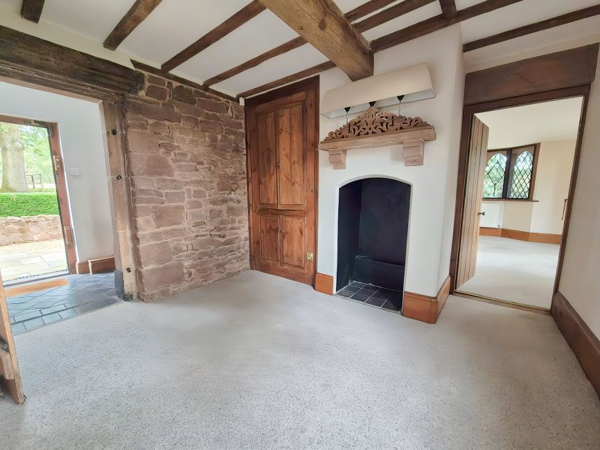 Property photo 2 of 37 9