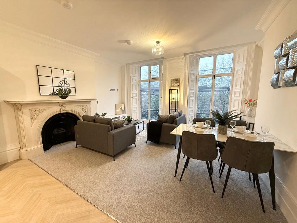 Property photo 2 of 30 Gallery