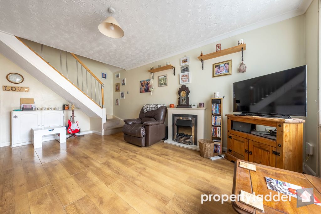 Property photo 3 of 13 Pl-5