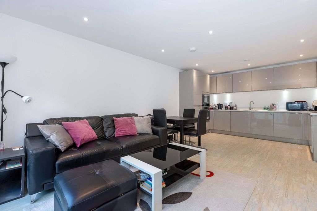 Property photo 3 of 13 Chromeworks_9.Jpg