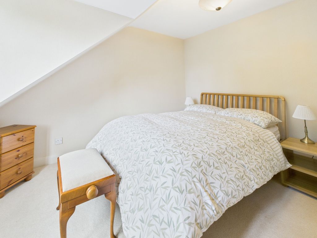 Property photo 3 of 20 4535457