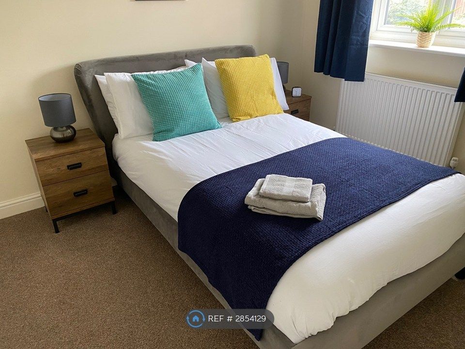 Property photo 3 of 12