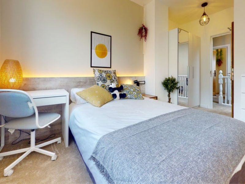 Property photo 1 of 5