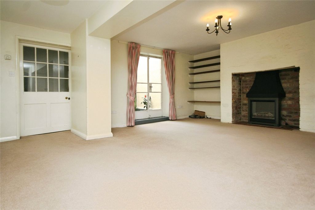 Property photo 1 of 7 Picture No. 19