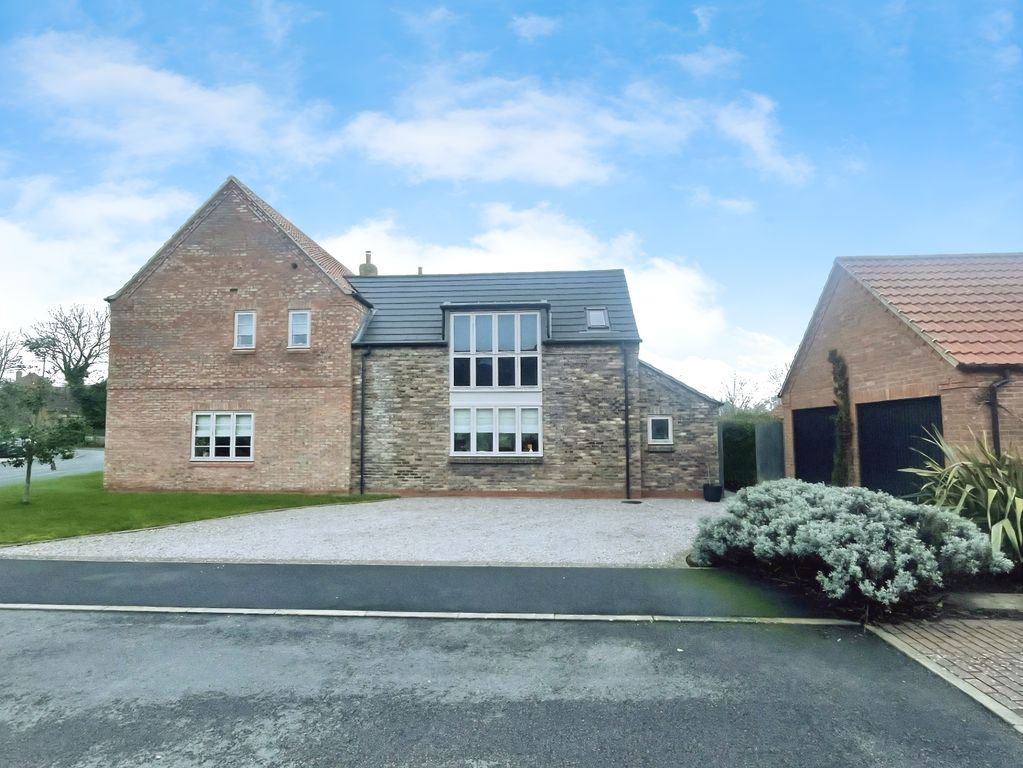 Property photo 2 of 27 4Edfe3Be-E296F0E6-42cd-48B1-Bb04-69c642Bda008