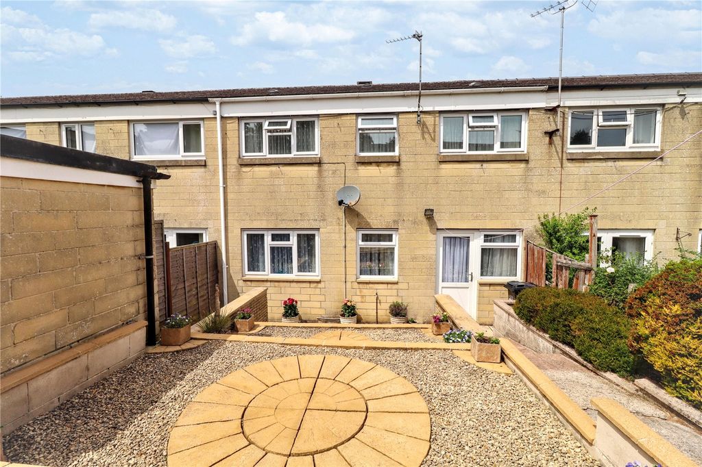 Property photo 1 of 12 Picture No. 10