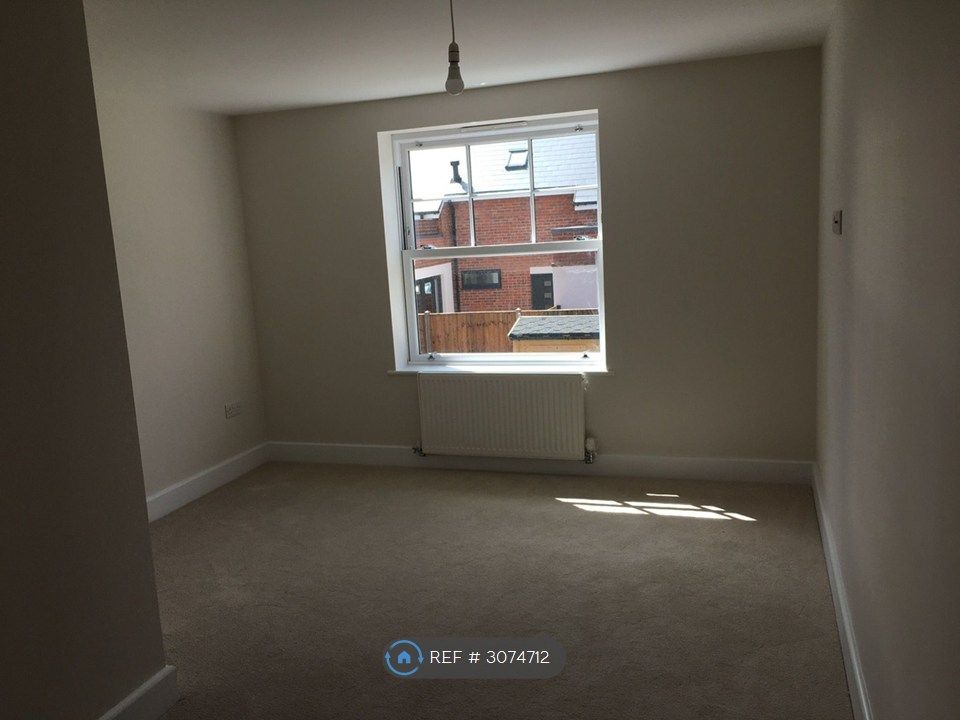 Property photo 3 of 6 Bedroom 1 - Double