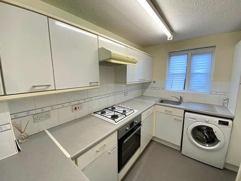 Property photo 2 of 5 Kitchen