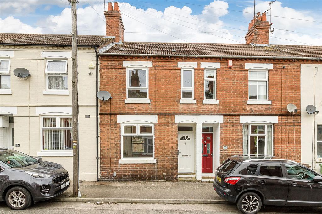 Property photo 1 of 12 Whitworth Road Front.Jpg