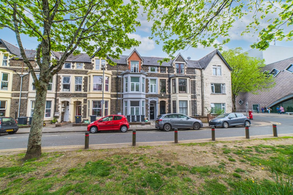 11 bed block of flats for sale Cathays Park