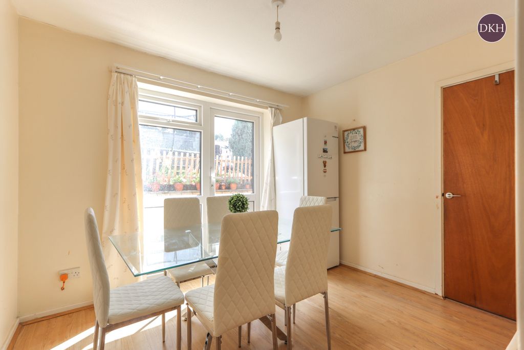 Property photo 3 of 13 Picture No. 08