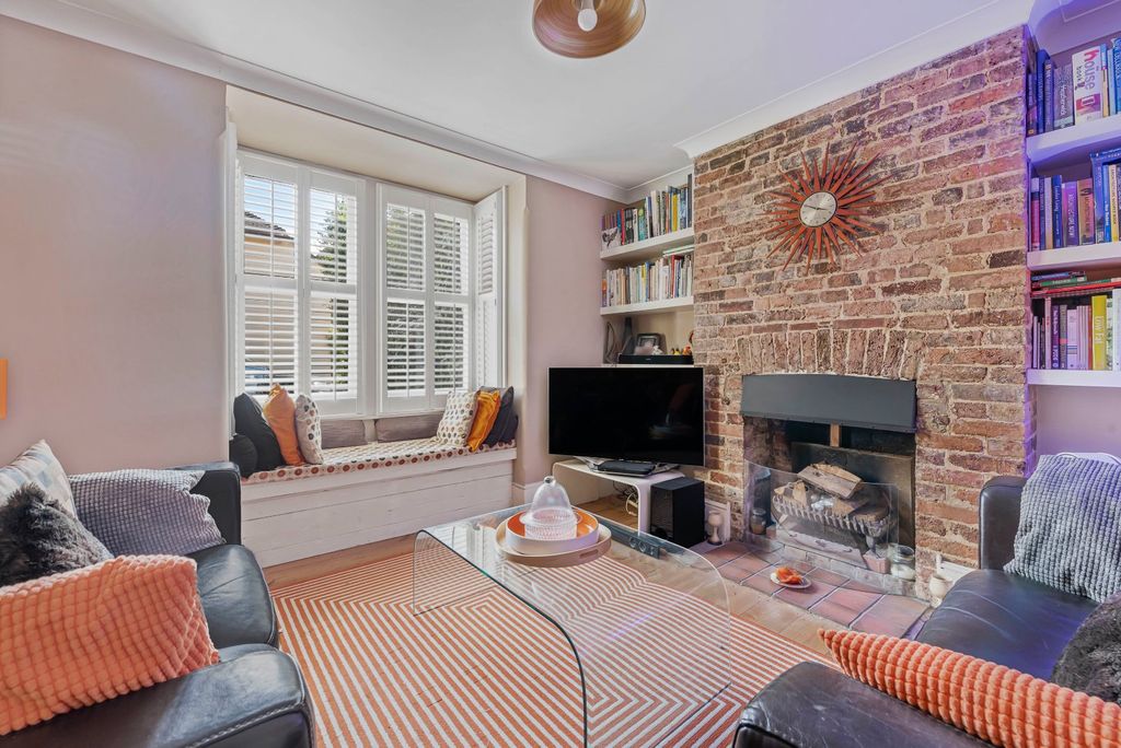 Property photo 2 of 14 Picture No. 04