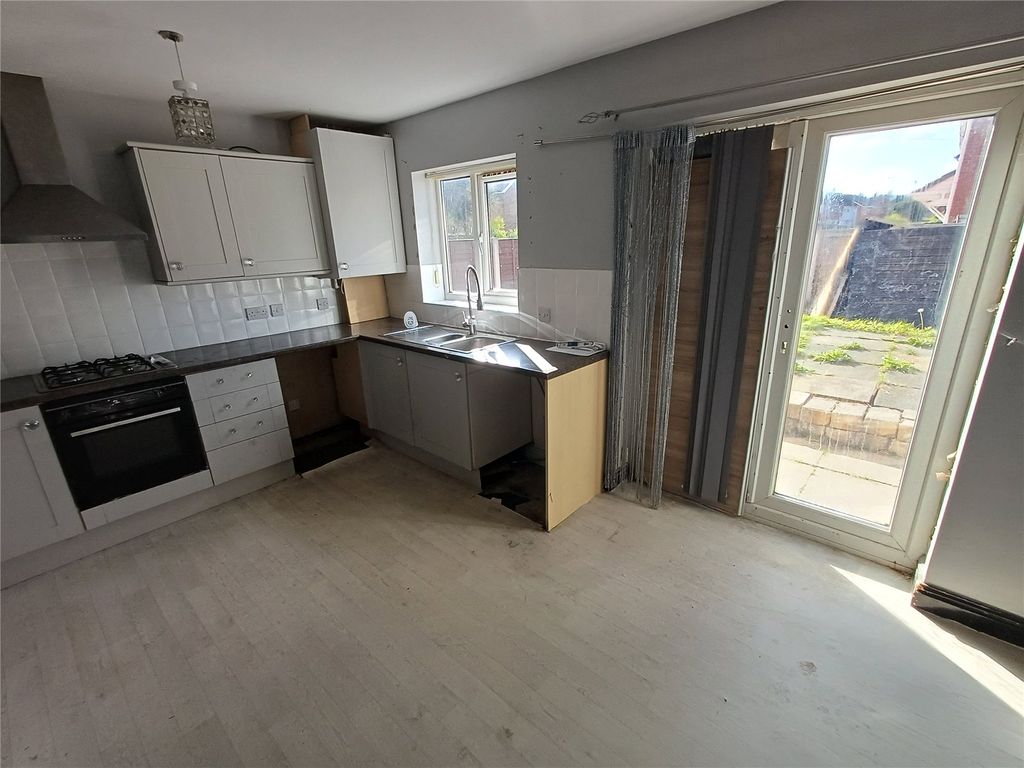 Property photo 3 of 9 Picture No. 06