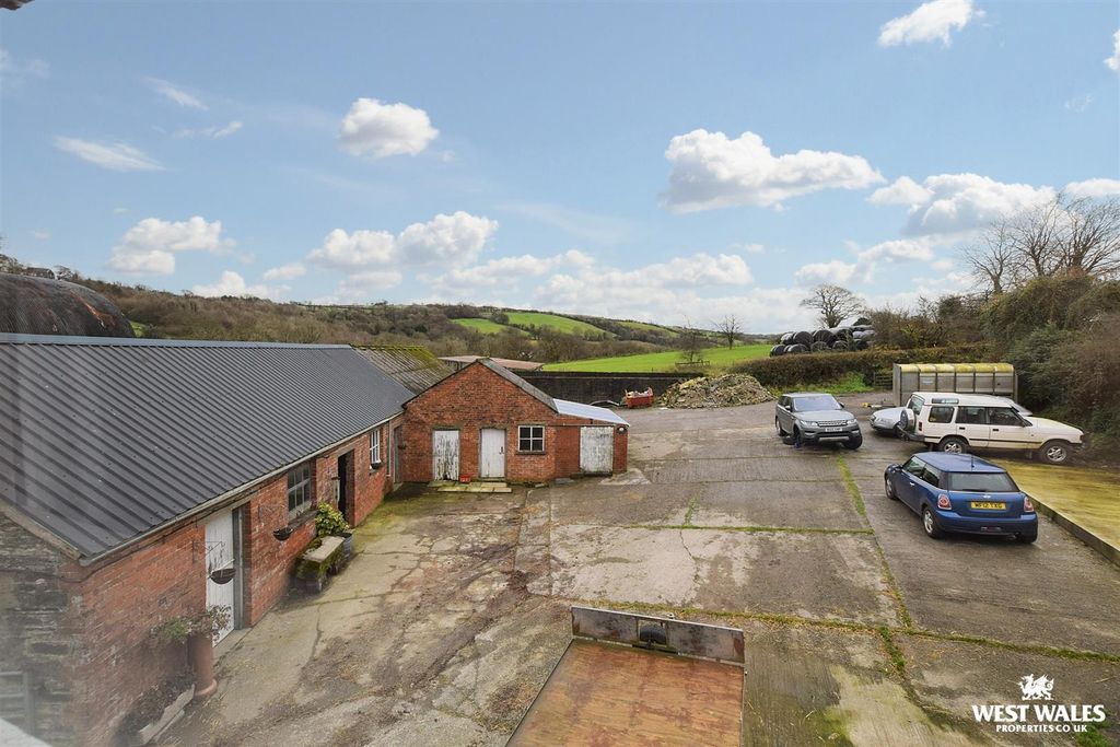 Property photo 2 of 61 23