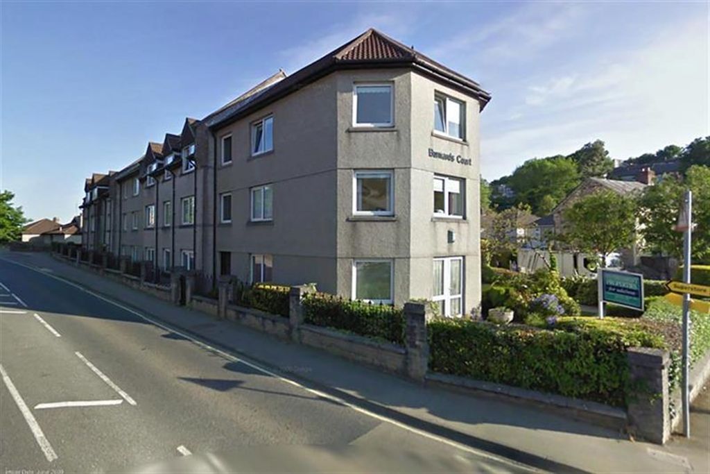 Property photo 1 of 10 (Main)