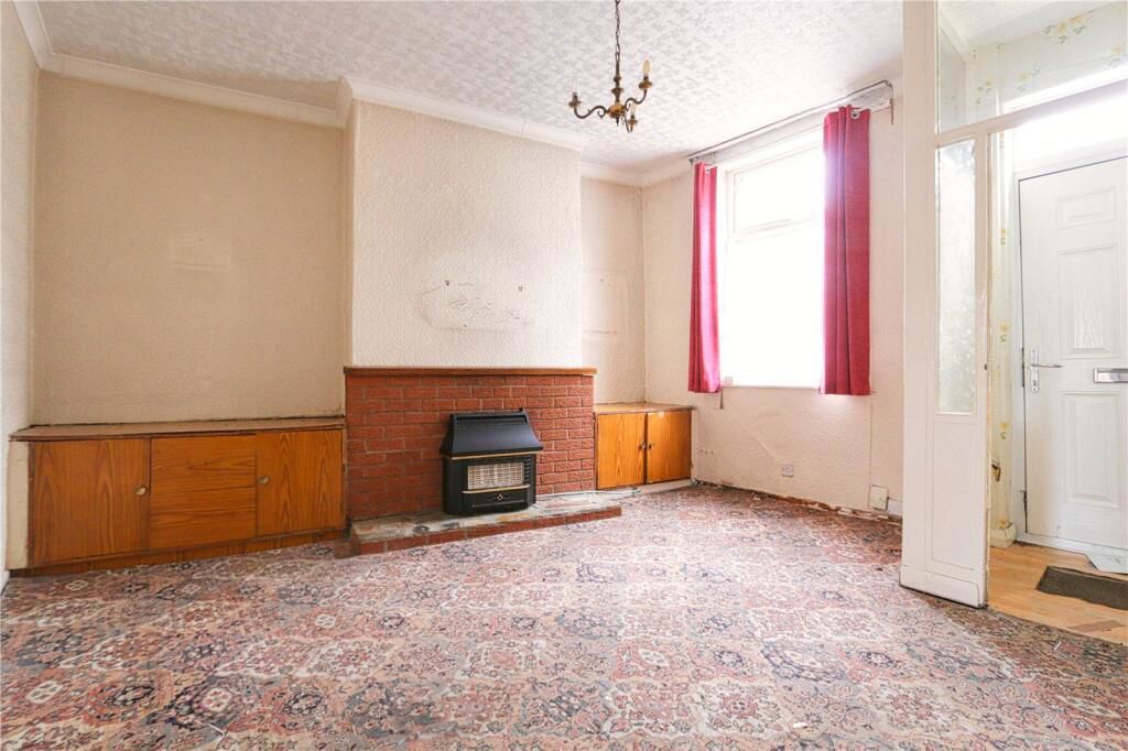 Property photo 2 of 8