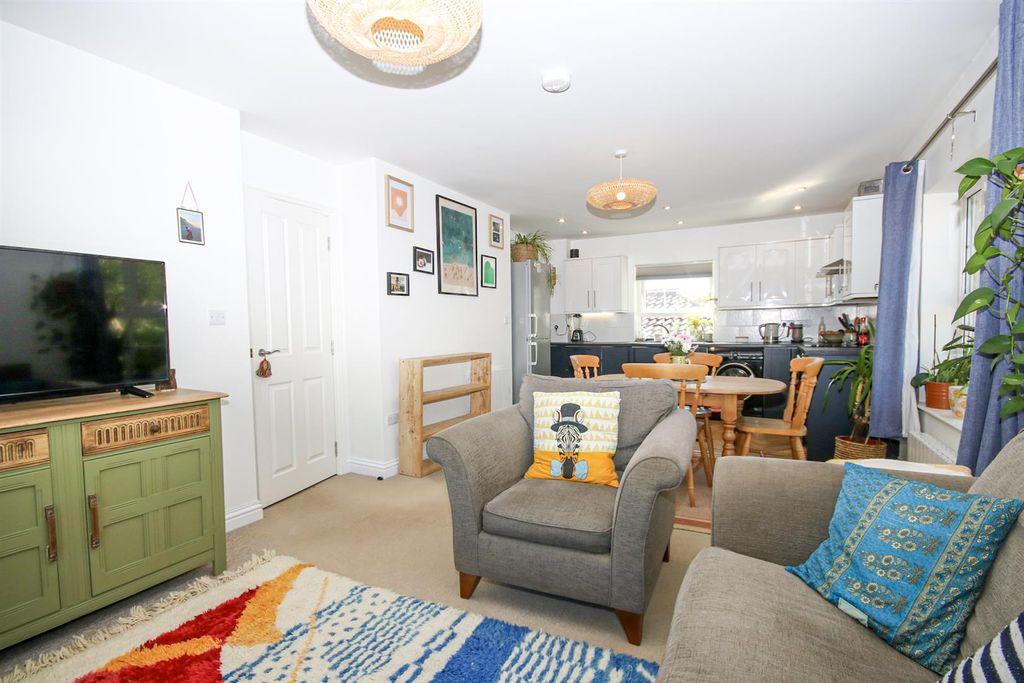 Property photo 1 of 14 10-Img_1147.Jpg