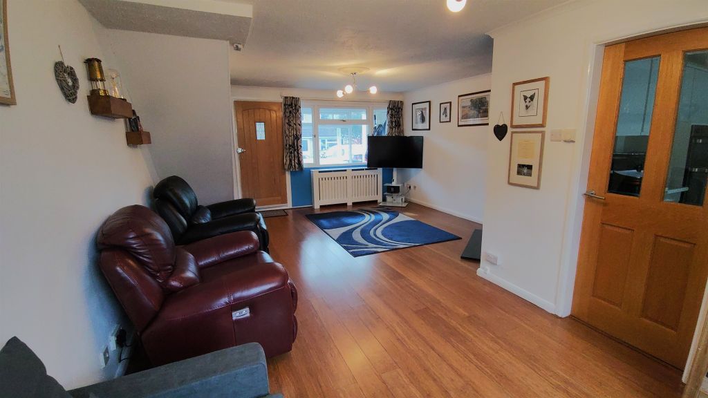 Property photo 3 of 17