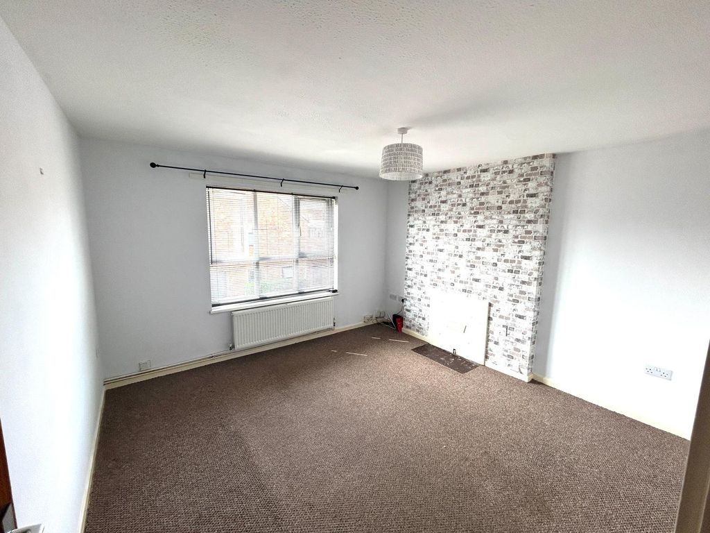 Property photo 3 of 7 Picture No. 02