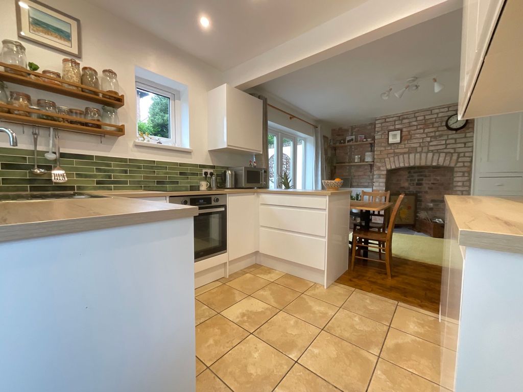 Property photo 3 of 30