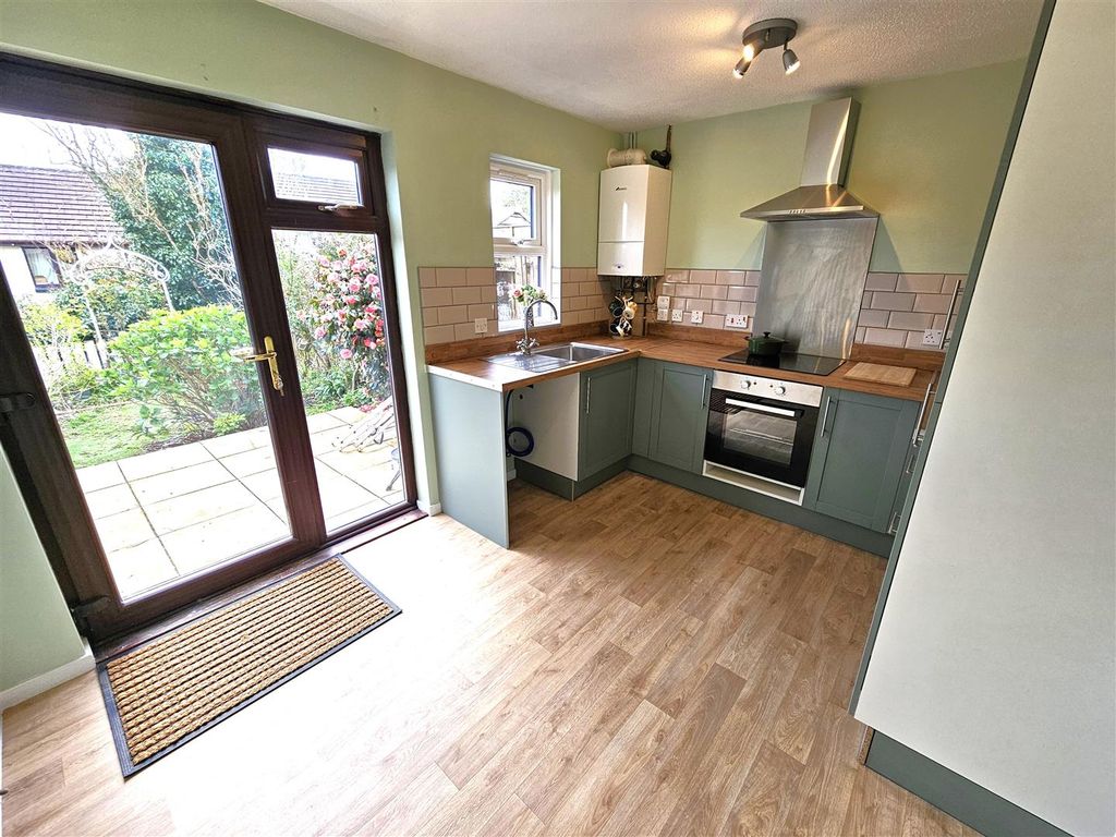 Property photo 2 of 13 Kitchen-Diner.Jpg