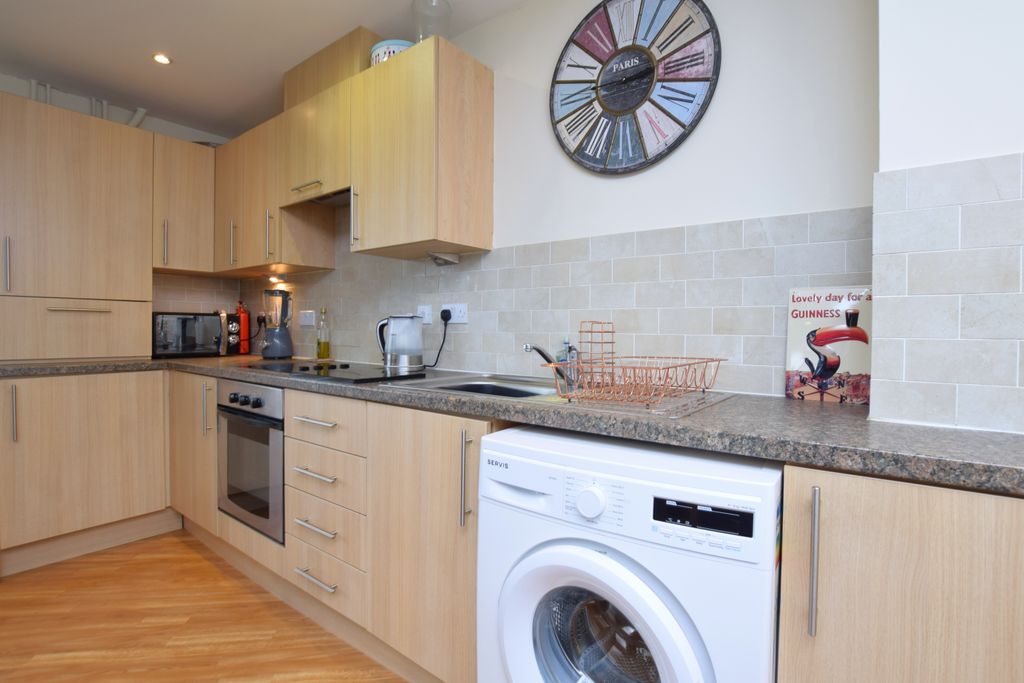 Property photo 3 of 11 Img_18206_10_Original