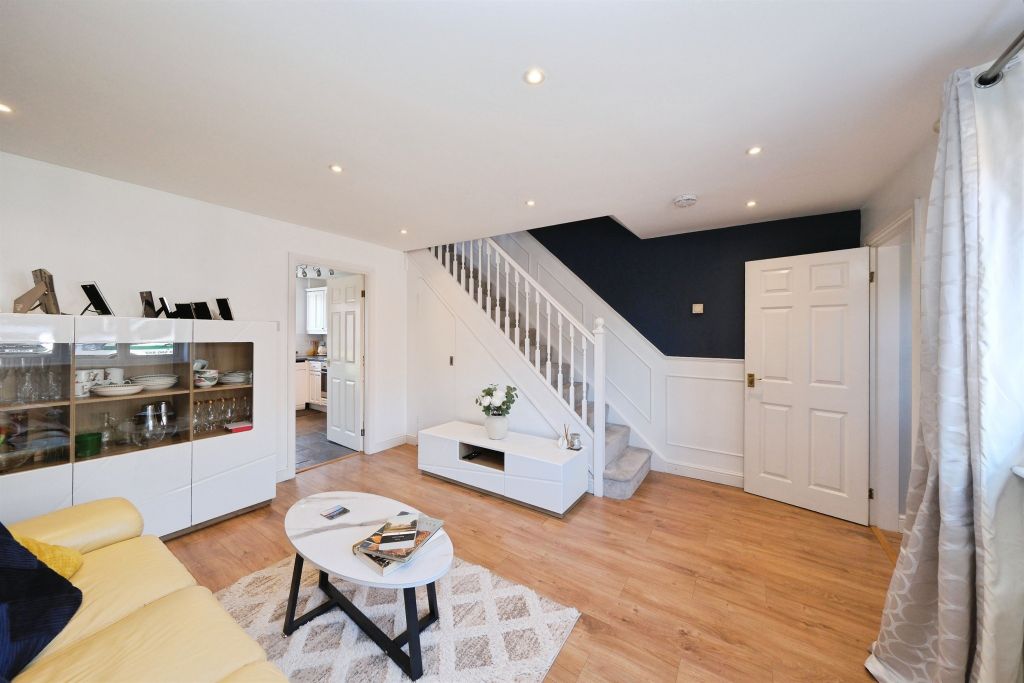 Property photo 3 of 32