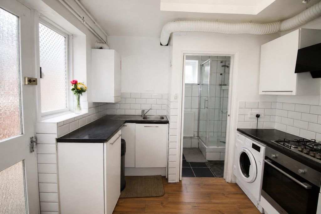 Property photo 3 of 8 2269Eb96-1536-4294-8c47-81Dedee5c737.Png