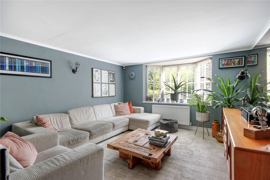 Property photo 3 of 19 Family Room