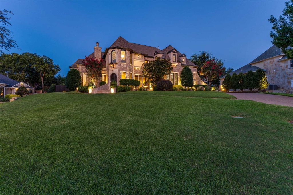 Property photo 1 of 31
