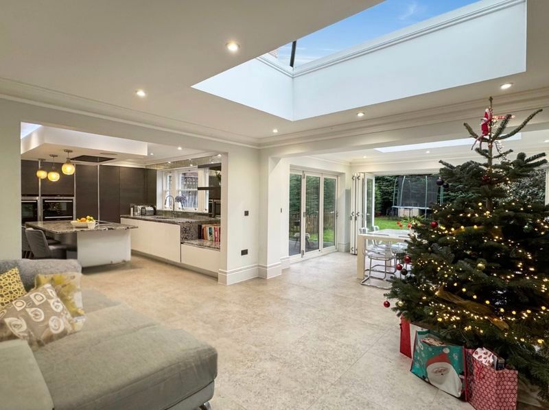 Property photo 1 of 17 Photo 29