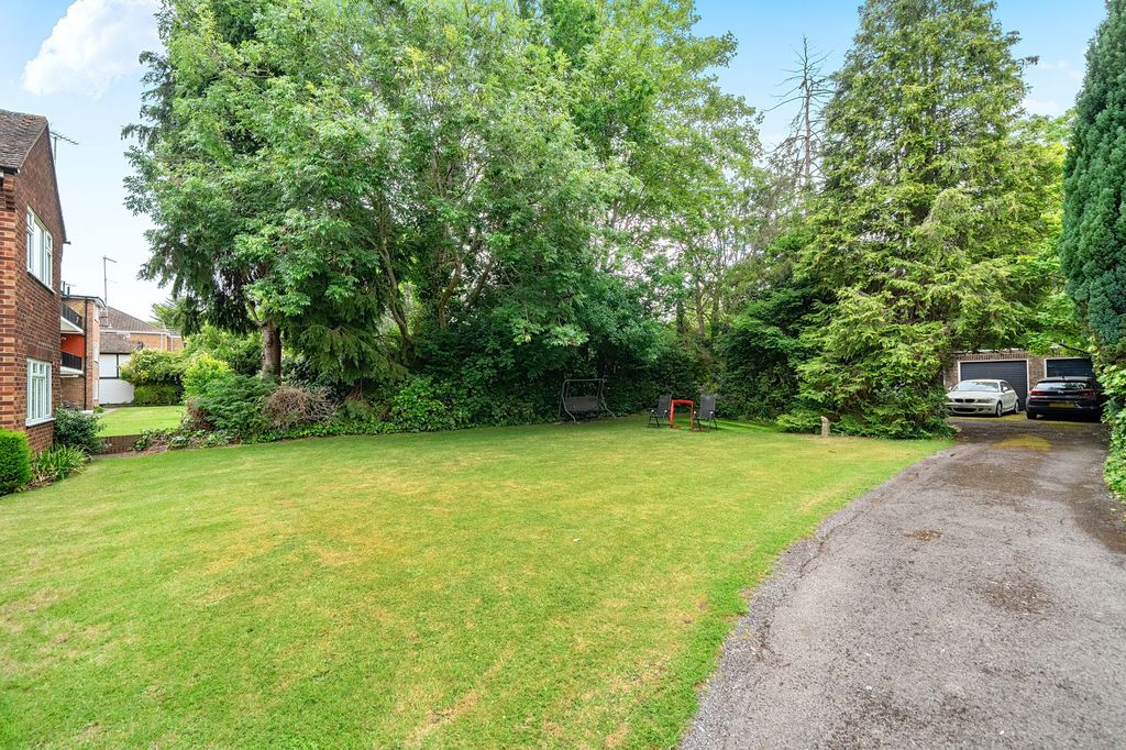 Property photo 3 of 10