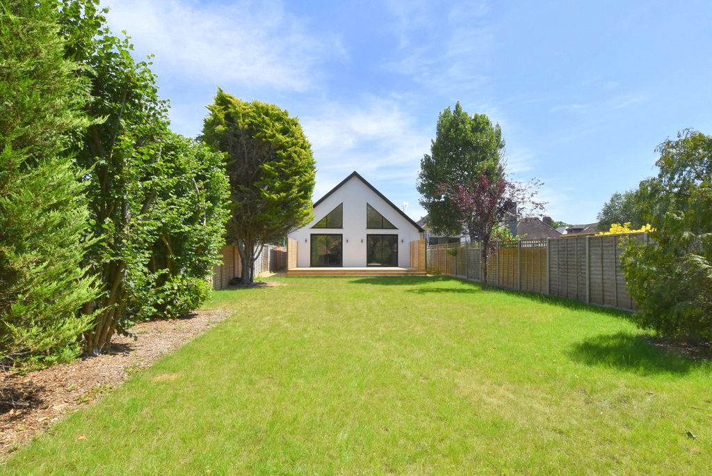 Property photo 2 of 16 Rear