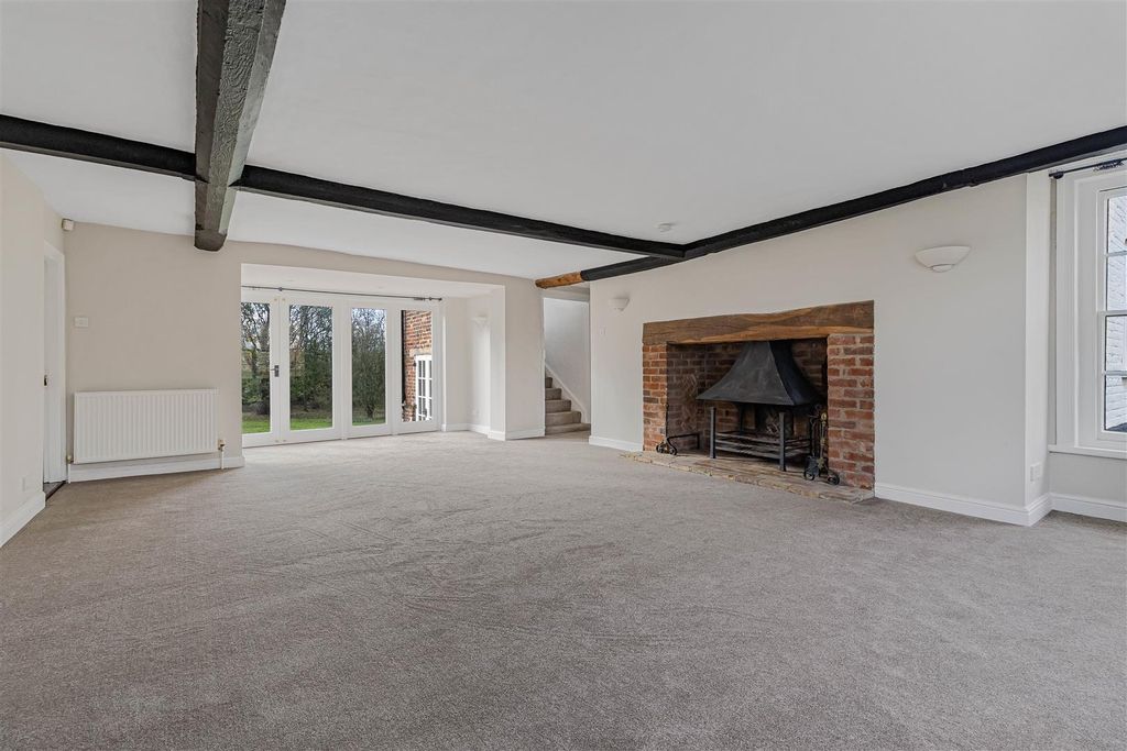 Property photo 3 of 37 40_68546.Jpg