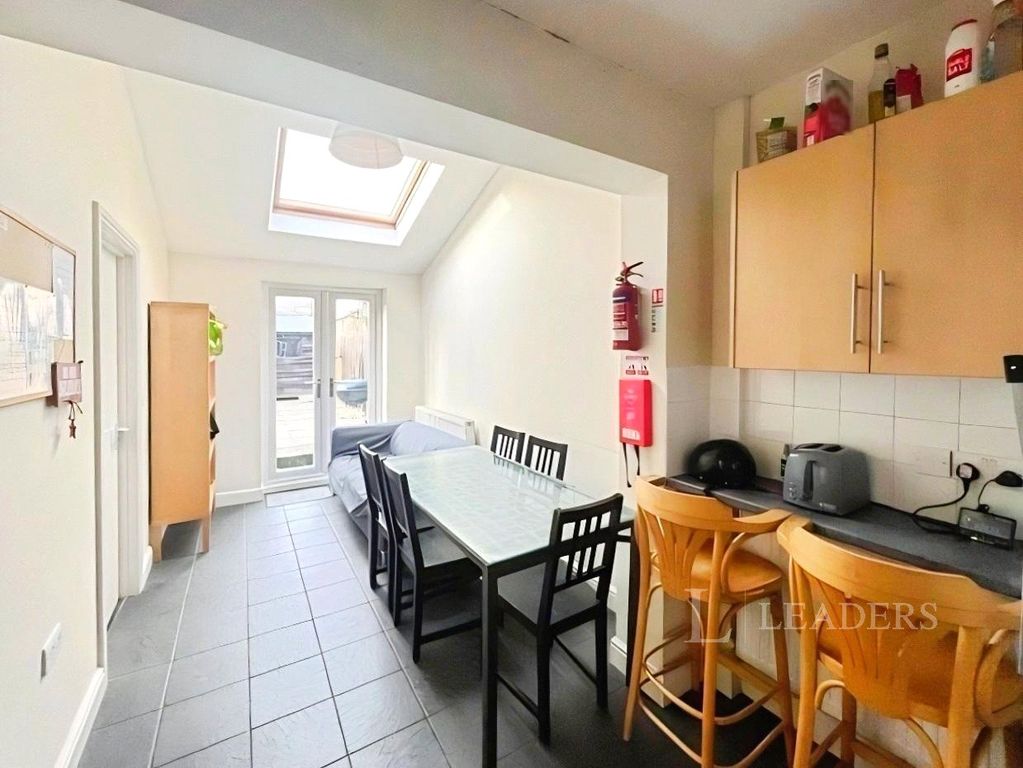 Property photo 3 of 9 Picture No. 19