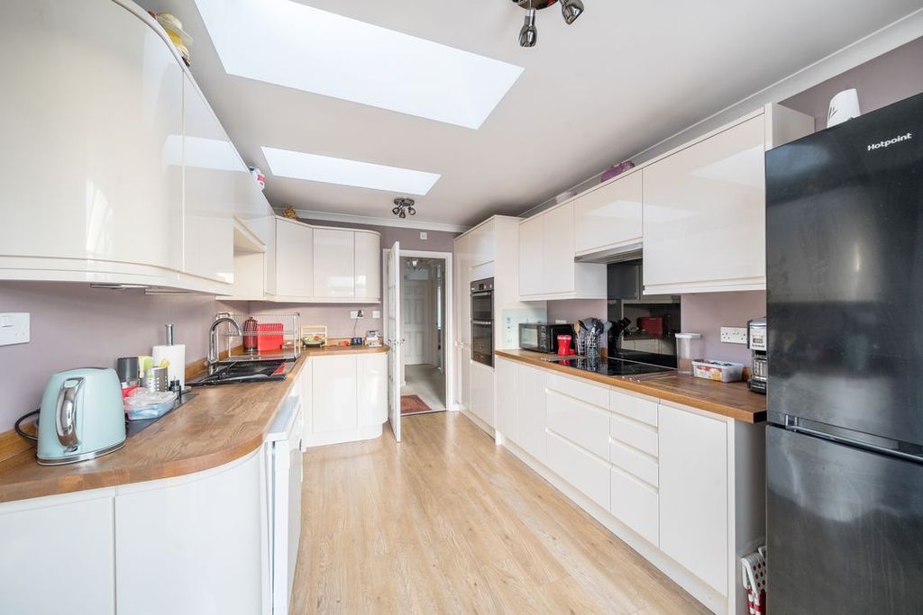 Property photo 2 of 11 139581211696F60E9Ea6A1