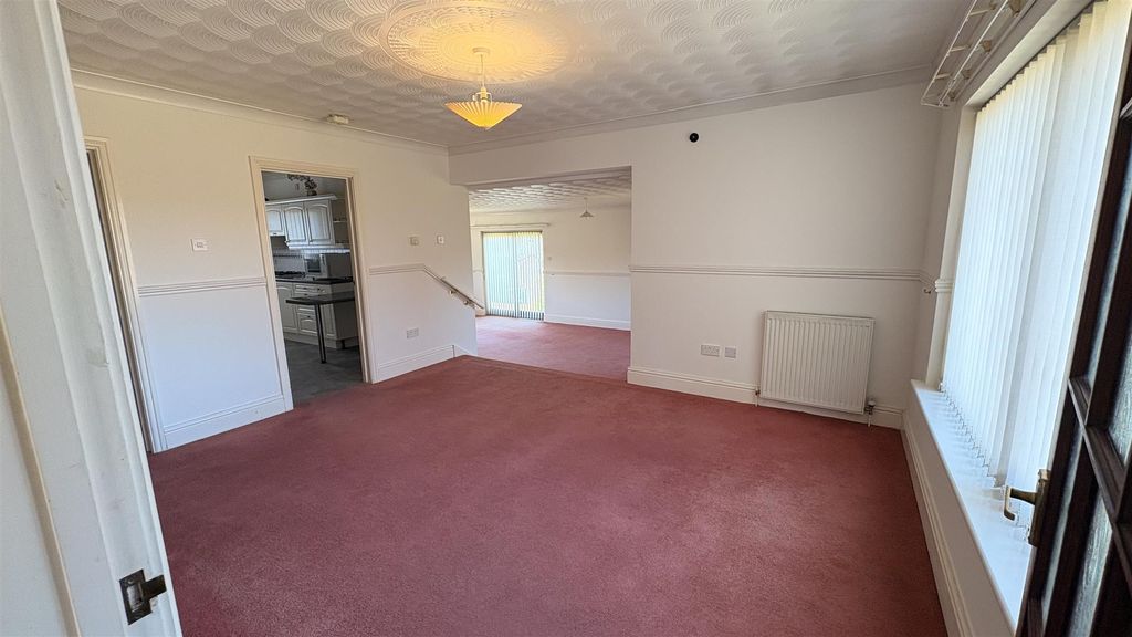 Property photo 2 of 15 Dining Room