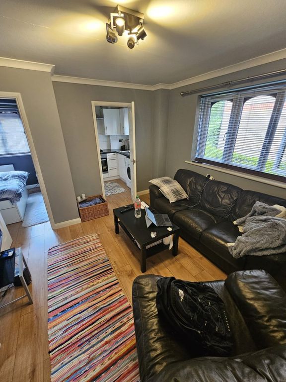 Property photo 2 of 7