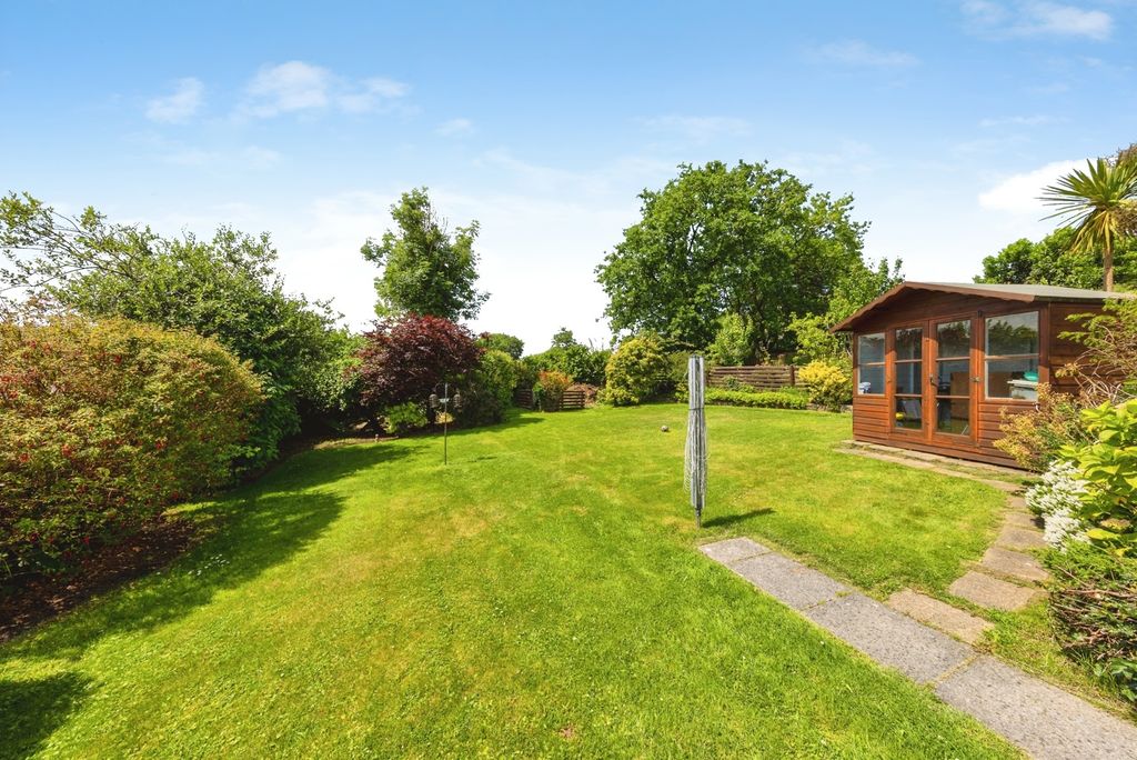 Property photo 2 of 30 Pbox-Img.Jpg