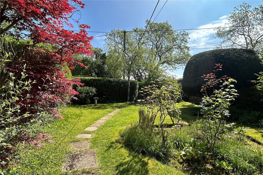 Property photo 3 of 12 Front Garden