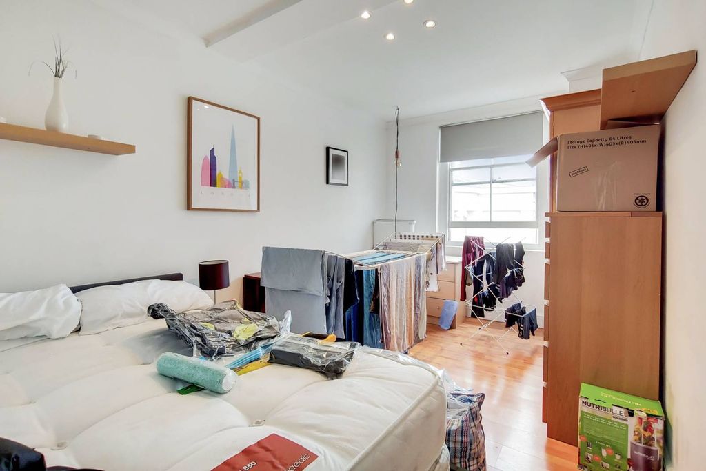 Property photo 3 of 5