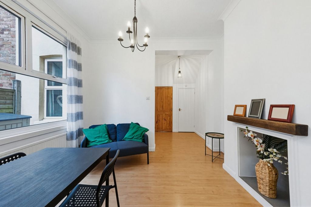 Property photo 3 of 13 Picture No. 06