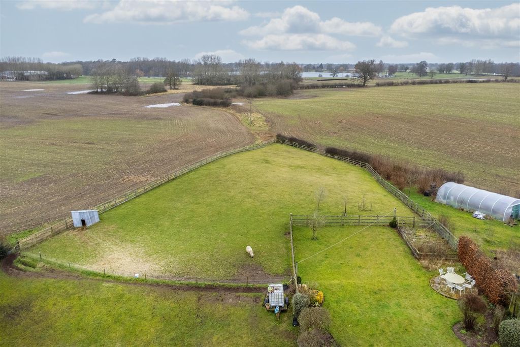 Property photo 3 of 32 Aerial 02.Jpg